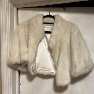 David's Bridal Faux Fur Shrug in Ivory